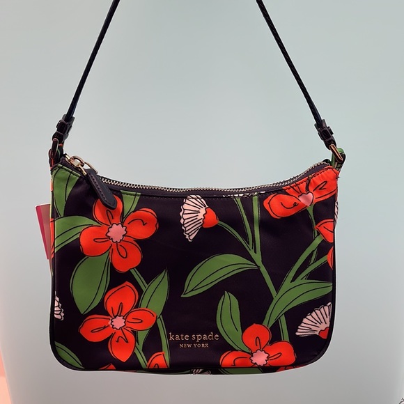 Kate Spade The Litte Better Sam Daisy Vines Small Shoulder Bag
Rich Navy - Picture 10 of 16